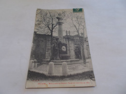 BEZIERS ( 34 Herault )  MONUMENT DE CASIMIR PERET ET VICTIMES DE 1851 - Beziers