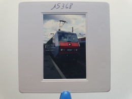 Photo Diapo Diapositive Slide Originale TRAINS Wagon Locomotive Electrique SNCF SYBIC 26227 Le 12/09/1998 VOIR ZOOM - Diapositivas