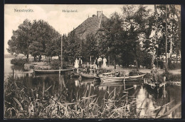 AK Neustrelitz, Helgoland, Uferpartie, Männer In Booten  - Neustrelitz