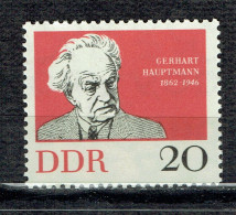 Centenaire De La Naissance De L'écrivain Gerhart Hauptmann - Unused Stamps