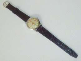 Vintage SACOM 70s' Swiss Made 17 Jewels Hand-Wind Watch (Working) - Relojes Ancianos