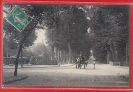 Carte Postale 60. Beauvais Boulevard Du Palais De Justice  Très Beau Plan - Beauvais