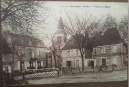 Cpa 24 Dordogne; SIORAC, Place De L'Eglise, Enseignes De La Poste, Tabac, éd P.D.S, écrite En 1930 - Autres & Non Classés
