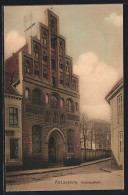 AK Alt-Lüneburg, Fassade Und Toreingang Des Kalandgebäudes  - Lüneburg
