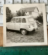 Real Photo - Voiture Automobile Renault 4  Gros Plan - Cars