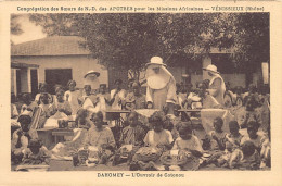 Bénin - L'ouvroir De Cotonou - Ed. Soeurs Missionnaires De Notre-Dame Des Apôtres De Vénissieux (France)  - Benin