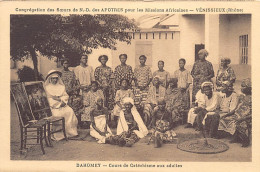 Bénin - Cours De Catéchisme Aux Adultes - Ed. Soeurs Missionnaires De Notre-Dame Des Apôtres De Vénissieux (France)  - Benín
