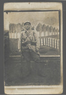Carte Photo, Poilu Et Son Barda, Fusil ... (A18p54) - Guerra 1914-18