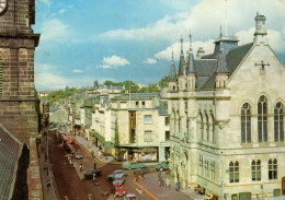 CPM- Écosse - INVERNESS - High Street And Town House *1977 *TBE*  Cf. Scans * - Inverness-shire