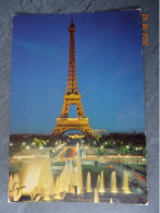 LA TOUR EIFFEL - Eiffeltoren