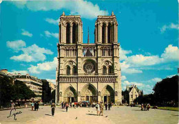 75 - Paris - Cathédrale Notre Dame - La Cathédrale Notre-Dame Et Son Parvis - Carte Neuve - CPM - Voir Scans Recto-Verso - Notre Dame Von Paris