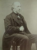 Photo CDV Jacques Garcin à Lyon - Homme, Notable Posant Main Dans Le Gilet, Second Empire, Ca 1860 L680A - Old (before 1900)