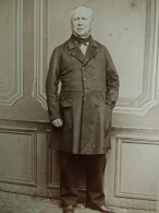 Photo CDV See  Paris  Homme âgé Corpulent  Pardessus  Sec. Emp. CA 1860-65 - L680A - Alte (vor 1900)