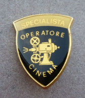 DISTINTIVO Vetrificato A Spilla Operatore Cinema - Esercito Italiano Incarichi - Italian Army Pinned Badge - Used (286) - Armée De Terre