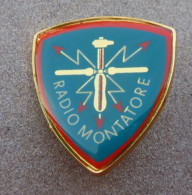 DISTINTIVO Vetrificato A Spilla Radiomontatore - Esercito Italiano Incarichi - Italian Army Pinned Badge - Used (286) - Heer