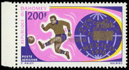 ** DAHOMEY - Poste Aérienne - 129, Surcharge Or Non émise Renversée: Coupe Du Monde De Football 1970 - Unused Stamps