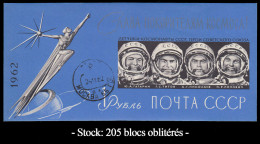 O RUSSIE - Poste - 2601a, Stock De 205 Blocs Non Dentelés: 1r. Cosmonautes (Standard 7165€) - Andere & Zonder Classificatie