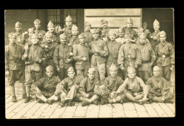 Carte Photo Miltaire Soldats Du 141eme Regiment D' Infanterie( Format 9cm X 14cm ) - Régiments