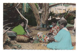 Carte Postale Moderne - 14 Cm X 9 Cm - Non Circulé - NOUVELLE CALEDONIE - Femmes Indigènes à YATE - New Caledonia