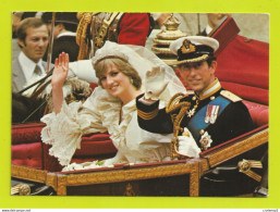 Lady Diana Et Le Prince Charles The Prince And Princess Of Wales N°516 En Carrosse Pour Buckingham Palace VOIR DOS - Koninklijke Families