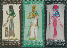 Egypt 1968 SG940-942 Post Day Pharaonic Dress Set MNH - Otros & Sin Clasificación