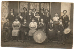 RARE CARTE PHOTO DES CONSCRITS DE LA CHAPELLE DE LA TOUR 38. CLASSE 1916. - Other & Unclassified