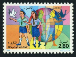 Algeria 699,MNH.Michel 810. Scouting Year 1982.Dove,Globe. - Algérie (1962-...)
