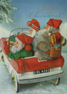 PÈRE NOËL CAR AUTO NOËL Fêtes Voeux Vintage Carte Postale CPSM #PAK009.A - Santa Claus