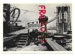 New York City. Construction Of The Brooklyn Bridge. Reproduction D'une Photo De 1877 - Bruggen En Tunnels