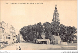AAUP8-29-0733 - ROSCOFF - La Place De L'Eglise  - Roscoff