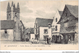 AAUP4-29-0354 - QUIMPERLE - Vieilles Maisons De La Place Saint Michel - Quimperlé