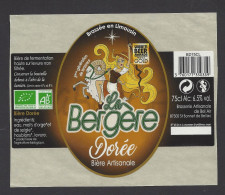 Etiquette De Bière Dorée  -  La Bergère  -  Brasserie De Bel Air  à  Saint Bonnet De Bellac  (87) - Bier