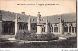 ABFP11-22-1019 - TREGUIER - Le Cloitre Et Statue De Saint Yves - Tréguier
