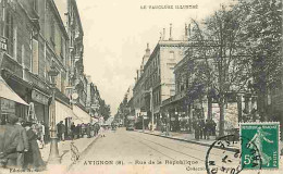 84 - Avignon - Rue De La République - Animée - CPA - Voir Scans Recto-Verso - Avignon