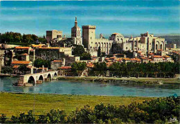 84 - Avignon - Le Rhone - Le Pont Saint Bénézet - Le Palais Des Papes ) Vus De La Tour Philippe Le Bel - CPM - Voir Scan - Avignon