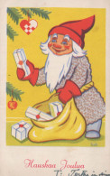 PAPÁ NOEL Feliz Año Navidad GNOMO Vintage Tarjeta Postal CPSMPF #PKD871.A - Santa Claus