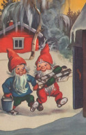 PAPÁ NOEL Feliz Año Navidad GNOMO Vintage Tarjeta Postal CPSMPF #PKD451.A - Santa Claus