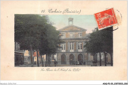 ADQP2-29-0095 - CARHAIX - Finistère - La Place De L'hôtel De Ville - Carhaix-Plouguer