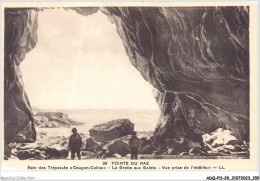 ADQP11-29-1077 - LA POINTE DU RAZ - Baie Des Trépassés - La Grotte Aux Galets - Vue Prise De L'intérieur - La Pointe Du Raz