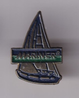 Pin's  Bateau Voilier Mariner  Réf 8519 - Barche