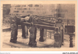 ADQP7-29-0641 - LOCRONAN - Intérieur De L'église - Le Tombeau De Saint Ronan - Locronan