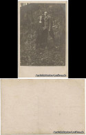 Foto  Paar Im Wald Portrait 1940 Privatfoto - Gruppen Von Kindern Und Familien