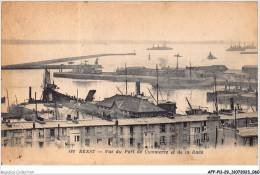 AFFP11-29-0922 - BREST - Vue Du Port De Commerce Et De La Rade  - Brest