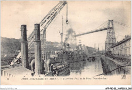 AFFP10-29-0809 - PORT MILITAIRE DE BREST - L'arrière Port Et Le Pont Transbordeur  - Brest