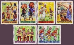 Guinea 436-441,hinged. Mi 396-401, Festival Art & Culture,1966.National Dancers. - República De Guinea (1958-...)
