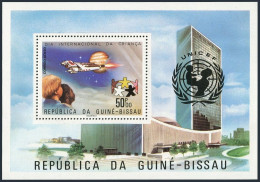Guinea Bissau 396F, MNH. Michel Bl.140A. UNICEF, IYC-1979. Spaceship. - Guinee (1958-...)