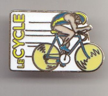 Pin's Le CycleVélo Cyclisme  Réf  8358 - Wielrennen