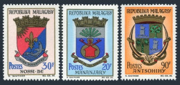 Malagasy 388-390, Hinged. Michel 514, 516, 577. Arms 1966-1968. - Madagaskar (1960-...)