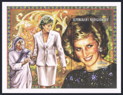 Malagasy 1355 Sheet,MNH. Diana,Princess Of Wales,1998.With Mother Teresa. - Madagascar (1960-...)