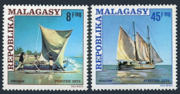 Malagasy 541-542,MNH.Michel 733-734. Pirogue,1975.Boutre - African Vessel. - Madagascar (1960-...)